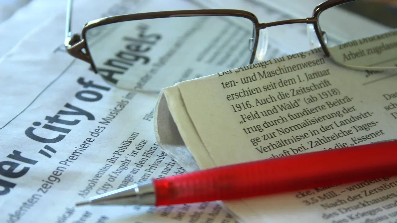 riproar business news